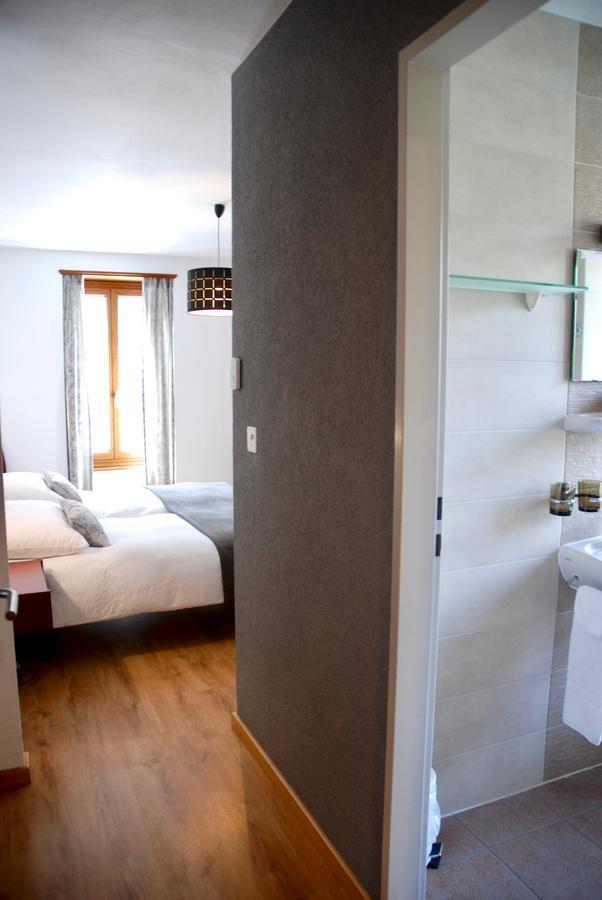 La Dent-Du-Midi Hotel & Restaurant Saint-Maurice Dış mekan fotoğraf